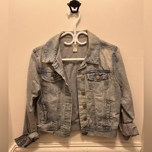 Cropped denim jacket
